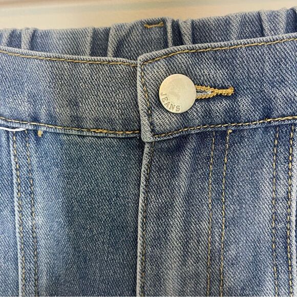 Boys bundle of 2 sweatshirts and one denim - Picture 8 of 10